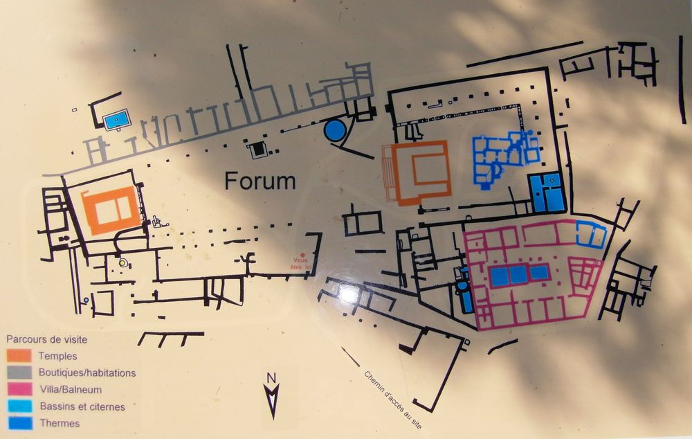 002 - parcours de visite du site d-Aleria.JPG